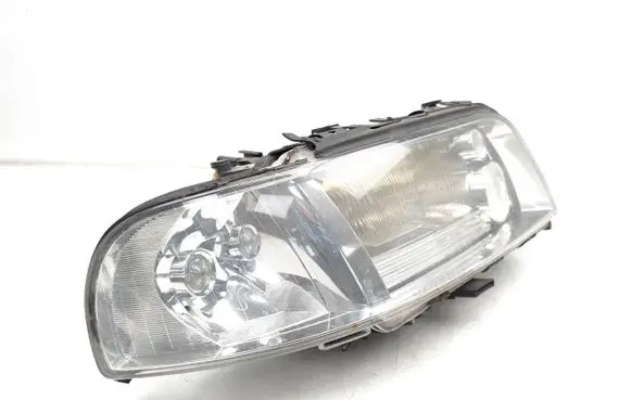 Audi A8 S8 D2 4D Headlight/headlamp 4D0941004AG