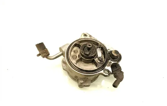 Toyota Yaris Vacuum pump 724807140