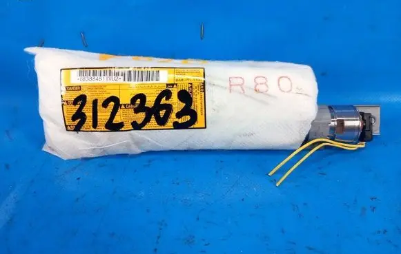 Toyota Prius (XW30) Seat airbag 7391047040