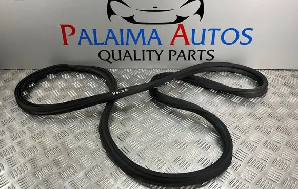 KIA Rio Trunk rubber seal (body)