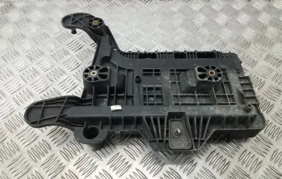 Battery tray