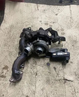 Land Rover Range Rover Sport L494 Turbo AX2Q6K682CC 7784005