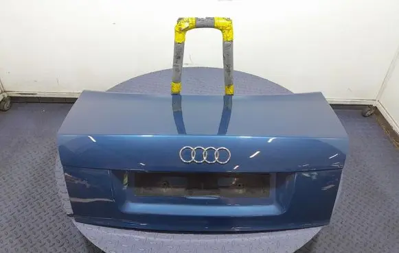 Audi A4 S4 B6 8E 8H Tailgate/trunk/boot lid