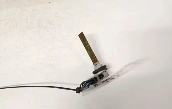 Volkswagen Touran I Interior temperature sensor 4b0820539