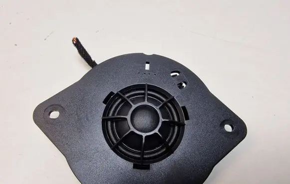 Audi A4 S4 B8 8K Panel speaker 8T0035399A