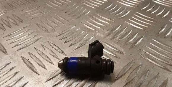 Seat Ibiza III (6L) Fuel injector 036906031AB