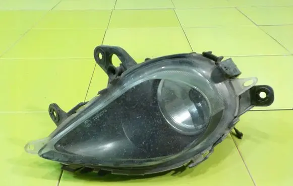 Opel Zafira C Front fog light 662588537 LEWY