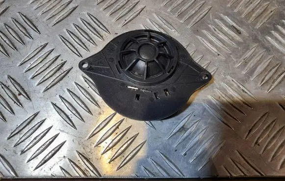 Audi A4 S4 B9 Panel speaker 8W0035399