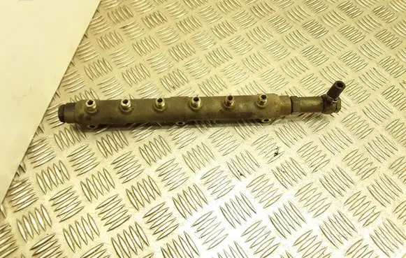 Volvo V70 Fuel main line pipe 0445215010 8658252