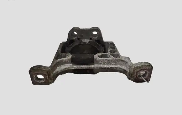 Ford Focus Engine mount bracket