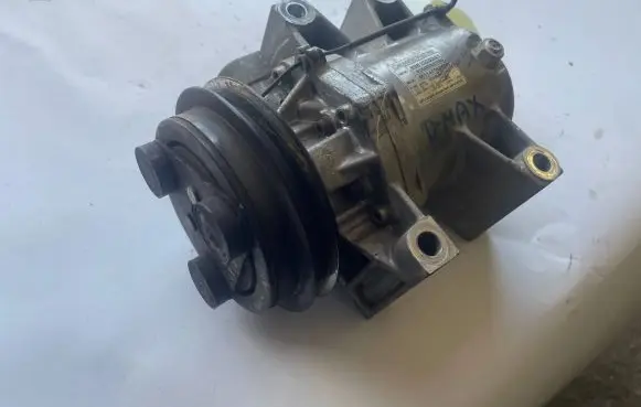 Isuzu D-Max Air conditioning (A/C) compressor (pump) 8981028241