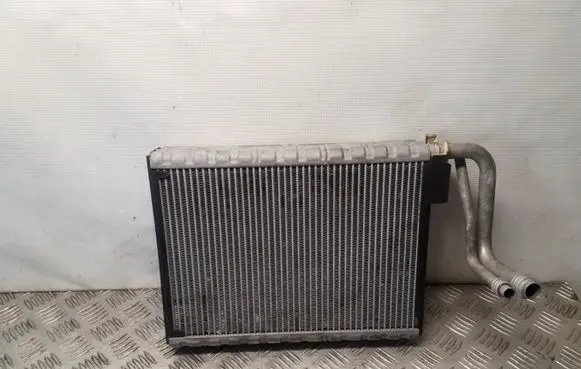Air conditioning (A/C) radiator (interior)