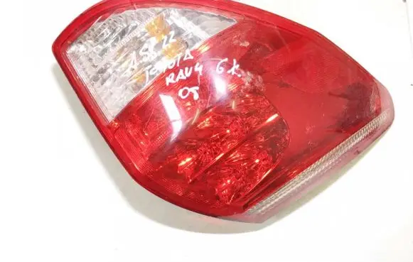 Toyota RAV 4 (XA30) Rear/tail lights
