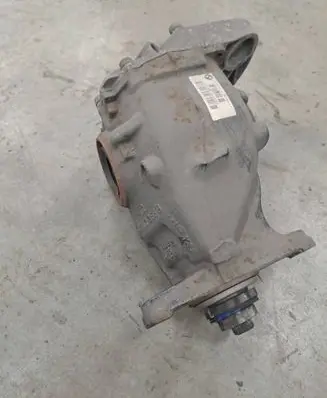 BMW X5 F15 Rear differential 7636992 0716040134250003 EA5764315