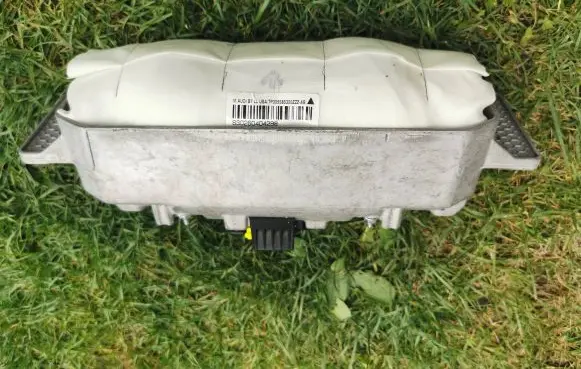 Audi A4 S4 B7 8E 8H Passenger airbag T8305885320 830260404298