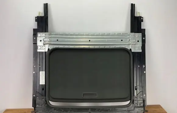 Chevrolet Camaro Sunroof frame 84114258