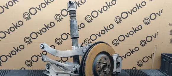 Audi Q7 4M Rear wheel hub spindle/knuckle 