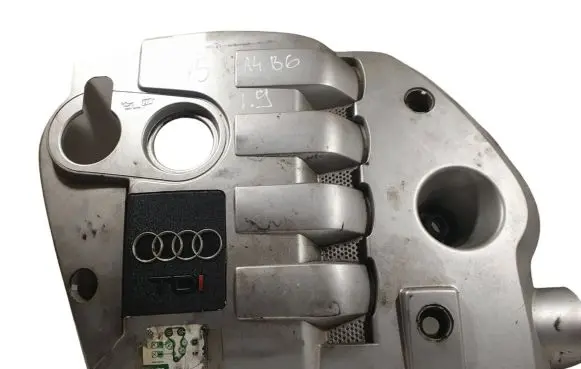 Audi A4 S4 B6 8E 8H Engine cover (trim) 038103925