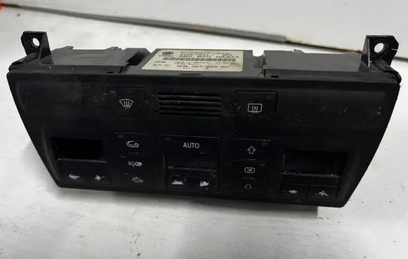 Audi A6 S6 C5 4B Climate control unit 4B0820043AA 5HB00760450