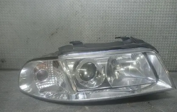Audi A4 S4 B5 8D Headlight/headlamp 20A005R