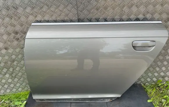 Rear door