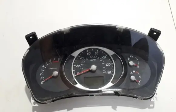 Hyundai Tucson JM Speedometer (instrument cluster) 200498000h 2004-98000h