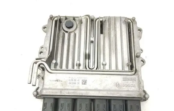 BMW 7 G11 G12 Engine control unit/module 8678936