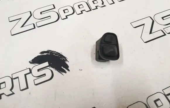 BMW 5 E34 Wing mirror switch 1369331 03830700