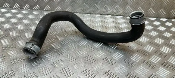 Mercedes-Benz E W212 Engine coolant pipe/hose A2045012982