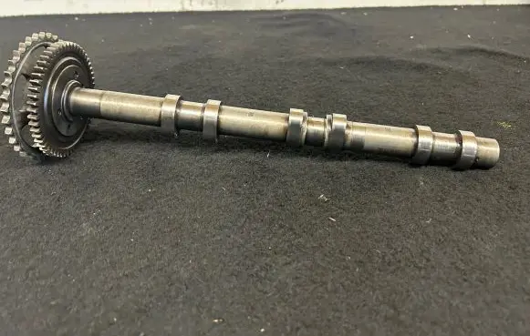 Mercedes-Benz ML W164 Camshaft MBTR64226W