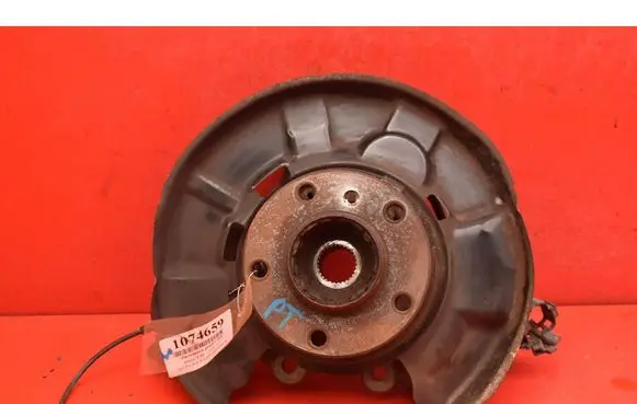 BMW Z4 E89 Front wheel hub spindle knuckle 