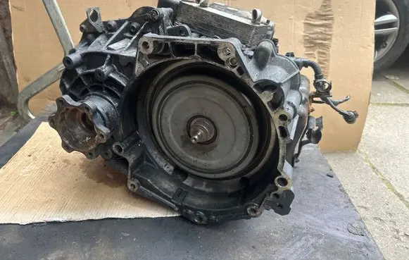 Volkswagen Touran I Automatic gearbox 02e301107