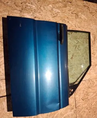 Land Rover Discovery Front door