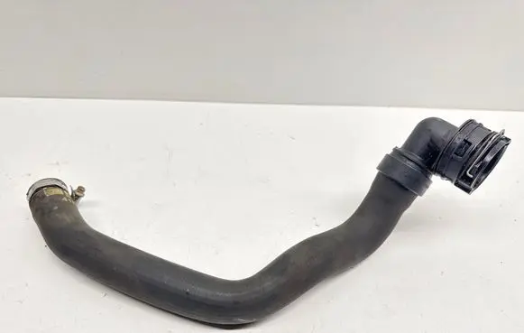 Peugeot 308 Engine coolant pipe/hose 9812441880