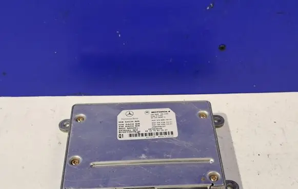Mercedes-Benz S W221 Bluetooth control unit module A2218708685 A2218703126