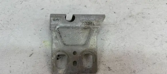 Citroen C3 Front bumper mounting bracket 9804370880