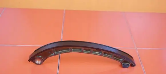 Suzuki Grand Vitara II Slide rail for timing chain 20MB9