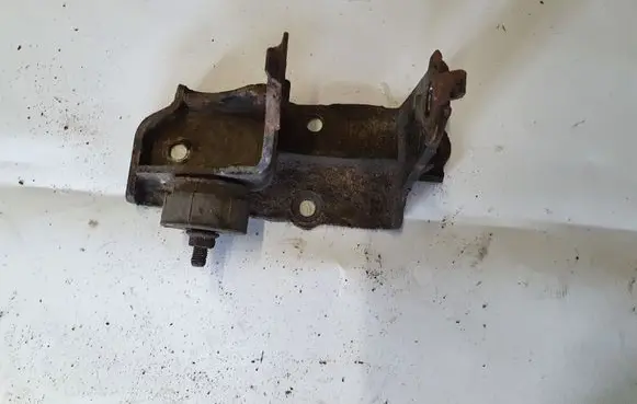 Toyota Corolla Verso E121 other engine part NOCODE