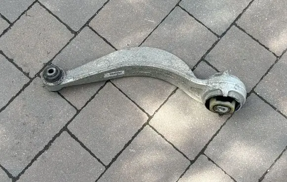 Land Rover Range Rover Velar Front control arm HK833C256