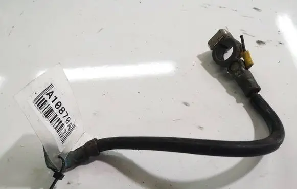 Skoda Roomster (5J) Positive cable (battery) 