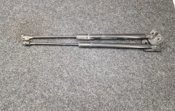 Opel Astra J Tailgate/trunk strut/damper 93867088 315005777