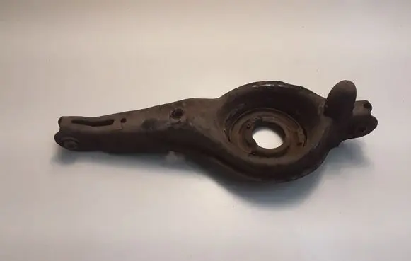 Rear upper control arm/wishbone