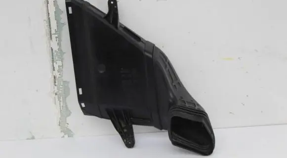 Audi A4 S4 B8 8K Air intake duct part 8K0129618D 8K0129618E