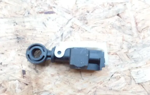 Opel Vectra C Gear shift cable linkage