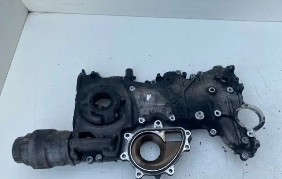 Toyota Avensis T250 Timing chain cover 