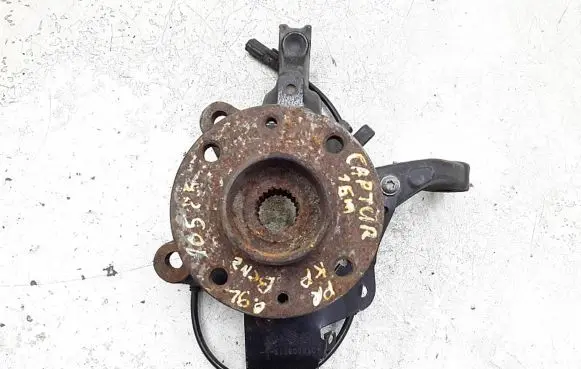 Renault Captur Front wheel hub 401330611r