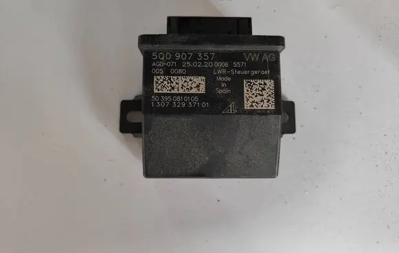 Audi A3 S3 8V Headlight/headlamp level sensor 5Q0907357 130732937101 503950810105