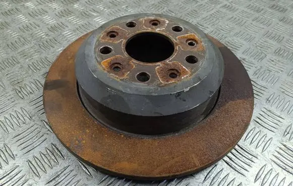 Jeep Wrangler Rear brake disc