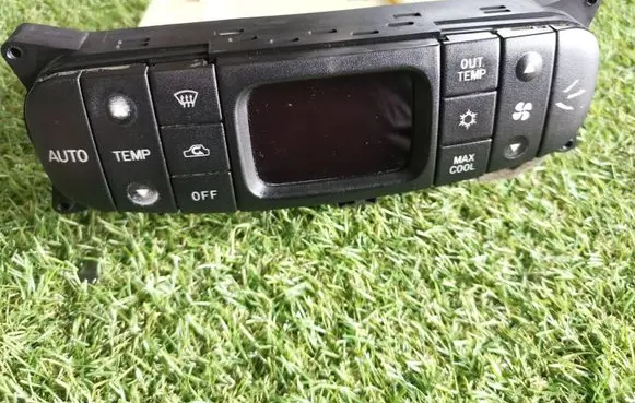 Mitsubishi Carisma Climate control unit MR398016 CAB502A005C