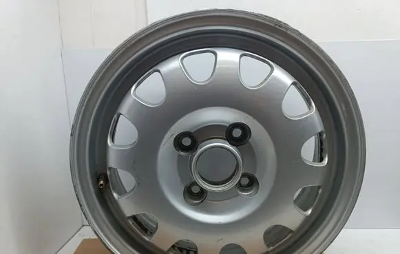 Volkswagen Lupo R14 alloy rim 6E0601025D